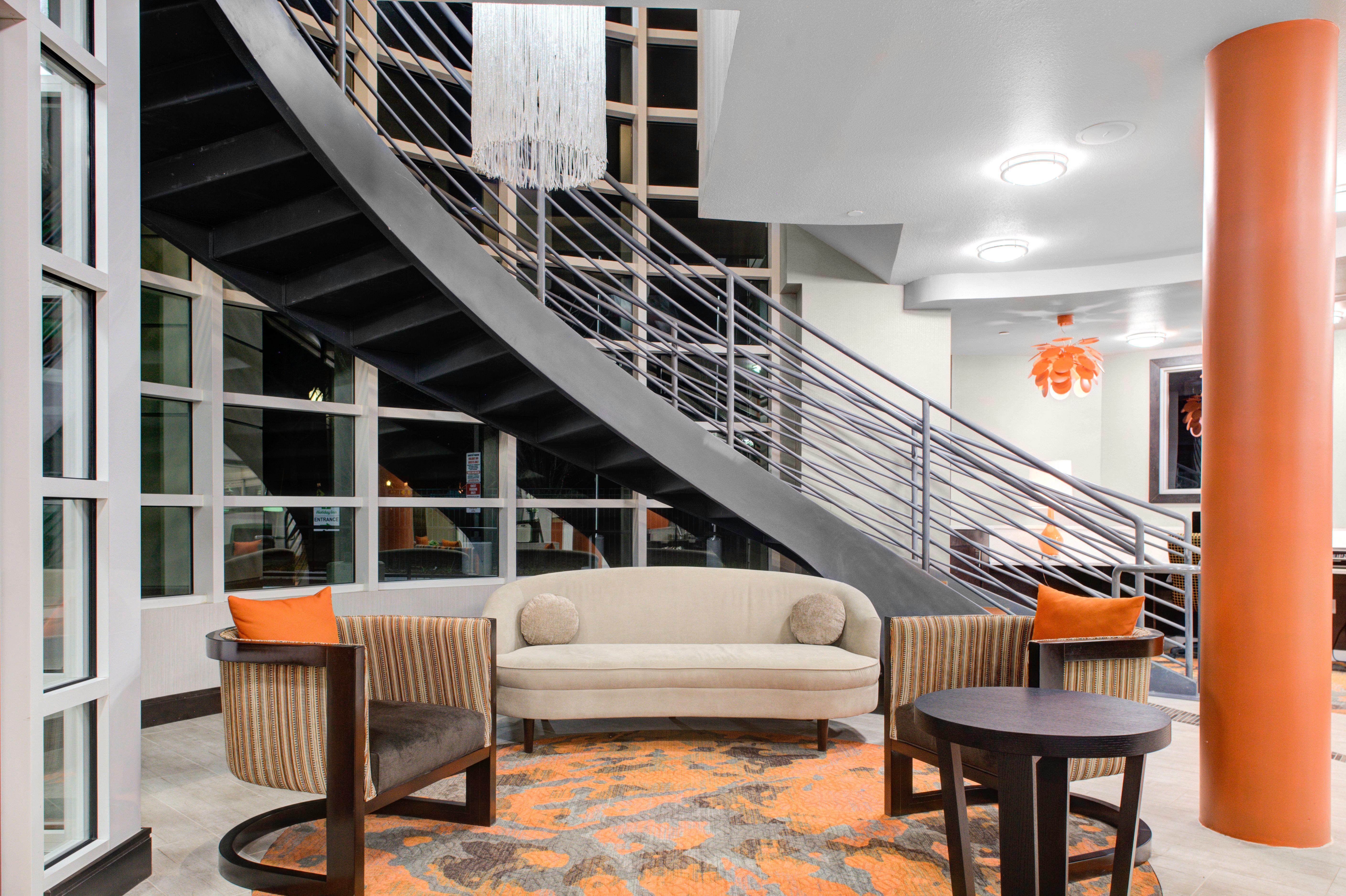 Holiday Inn Windsor - Wine Country By Ihg Exterior photo