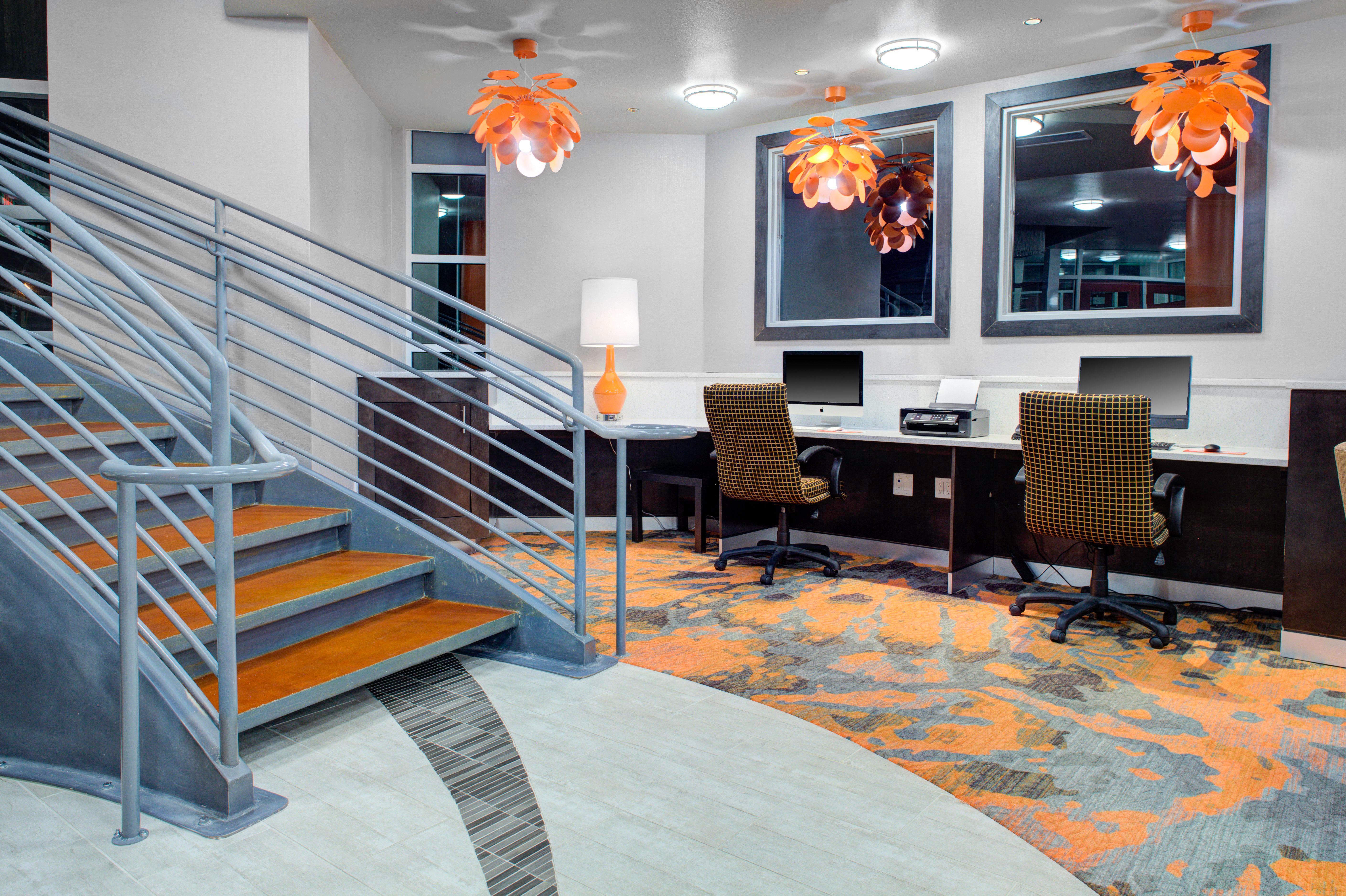 Holiday Inn Windsor - Wine Country By Ihg Exterior photo